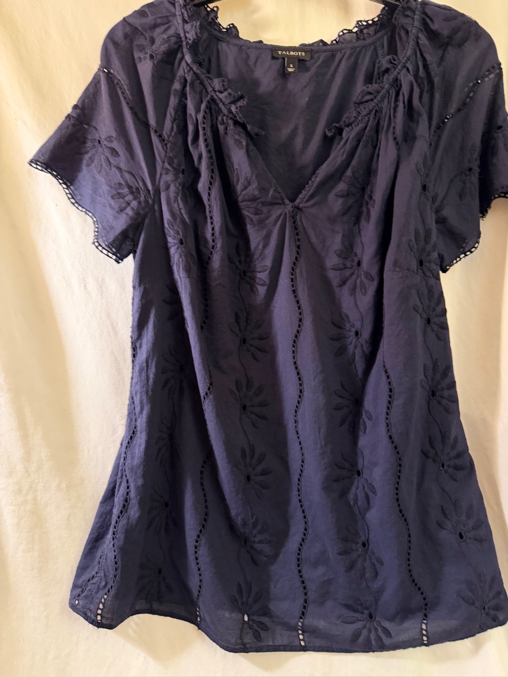 Talbots navy eyelette detail lined top shirt size S 100% cotton